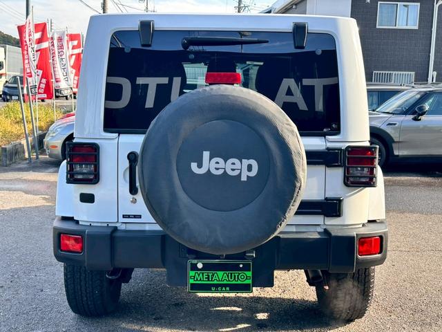 ジープ・ラングラーアンリミテッド サハラ 禁煙 ユーザー様買取車両 4WD クルーズコントロール サイドカメラ LEDヘッド メモリーナビ バックカメラ ETC ALPINEスピーカー Bluetooth フルセグ ヒルディセントコントロール(19枚目)