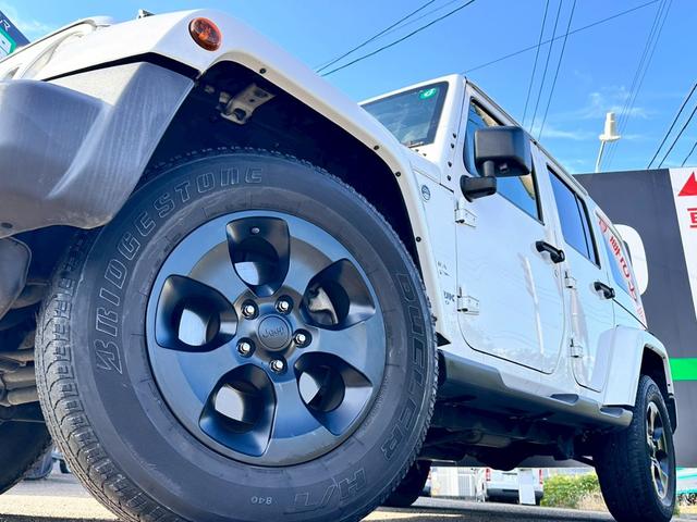 ジープ・ラングラーアンリミテッド サハラ 禁煙 ユーザー様買取車両 4WD クルーズコントロール サイドカメラ LEDヘッド メモリーナビ バックカメラ ETC ALPINEスピーカー Bluetooth フルセグ ヒルディセントコントロール(25枚目)