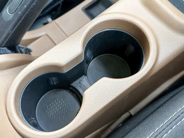 ジープ・ラングラーアンリミテッド サハラ 禁煙 ユーザー様買取車両 4WD クルーズコントロール サイドカメラ LEDヘッド メモリーナビ バックカメラ ETC ALPINEスピーカー Bluetooth フルセグ ヒルディセントコントロール(44枚目)