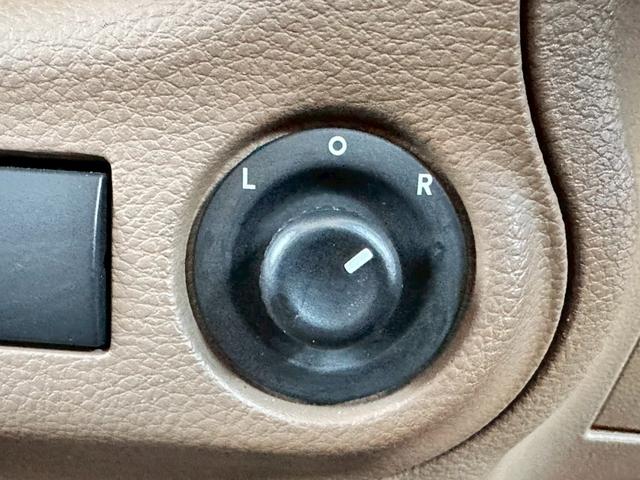 ジープ・ラングラーアンリミテッド サハラ 禁煙 ユーザー様買取車両 4WD クルーズコントロール サイドカメラ LEDヘッド メモリーナビ バックカメラ ETC ALPINEスピーカー Bluetooth フルセグ ヒルディセントコントロール(47枚目)