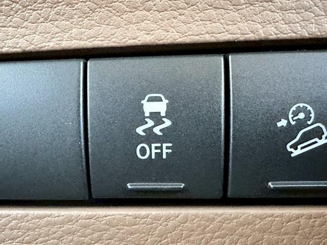 ジープ・ラングラーアンリミテッド サハラ 禁煙 ユーザー様買取車両 4WD クルーズコントロール サイドカメラ LEDヘッド メモリーナビ バックカメラ ETC ALPINEスピーカー Bluetooth フルセグ ヒルディセントコントロール(49枚目)