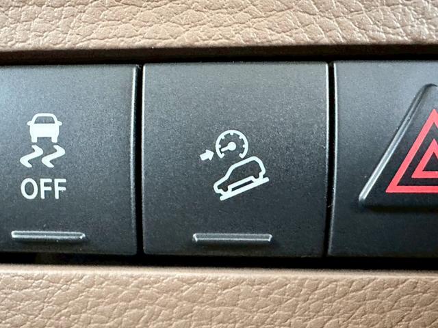 ジープ・ラングラーアンリミテッド サハラ 禁煙 ユーザー様買取車両 4WD クルーズコントロール サイドカメラ LEDヘッド メモリーナビ バックカメラ ETC ALPINEスピーカー Bluetooth フルセグ ヒルディセントコントロール(50枚目)