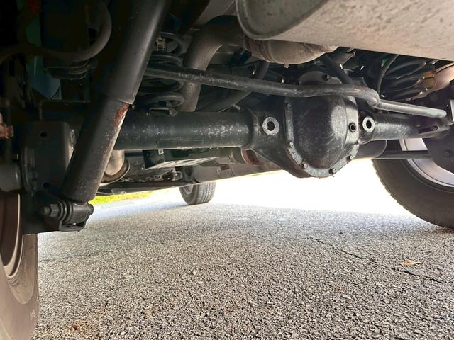 ジープ・ラングラーアンリミテッド サハラ 禁煙 ユーザー様買取車両 4WD クルーズコントロール サイドカメラ LEDヘッド メモリーナビ バックカメラ ETC ALPINEスピーカー Bluetooth フルセグ ヒルディセントコントロール(71枚目)