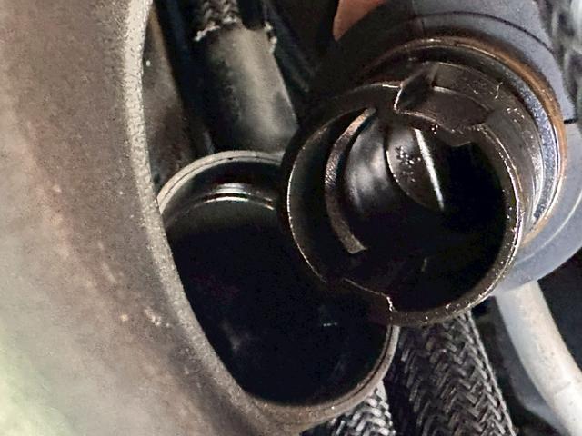 ジープ・ラングラーアンリミテッド サハラ 禁煙 ユーザー様買取車両 4WD クルーズコントロール サイドカメラ LEDヘッド メモリーナビ バックカメラ ETC ALPINEスピーカー Bluetooth フルセグ ヒルディセントコントロール(76枚目)