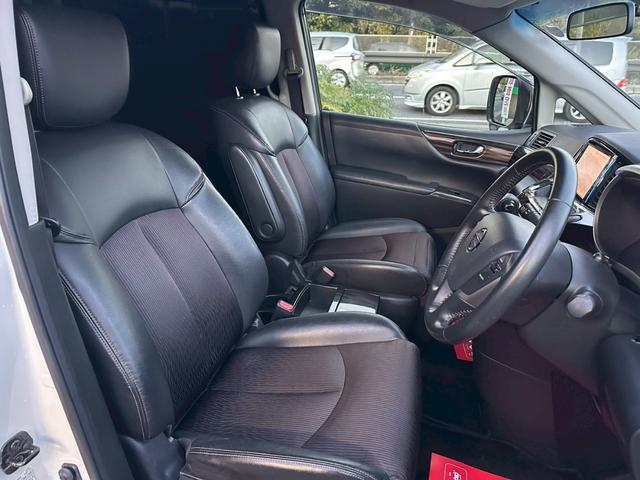 エルグランド ２５０ハイウェイスター　禁煙　後期型　ユーザー様買取車両　両側電動スライドドア　１０．１インチフリップダウンモニター　純正８インチナビ　クルーズコントロール　ＬＥＤヘッド　１８インチアルミ　バックカメラ　ＥＴＣ　スマートキー（7枚目）