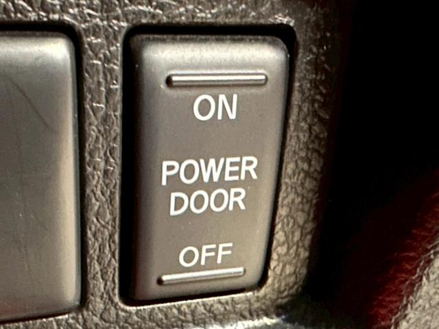 エルグランド ２５０ハイウェイスター　禁煙　後期型　ユーザー様買取車両　両側電動スライドドア　１０．１インチフリップダウンモニター　純正８インチナビ　クルーズコントロール　ＬＥＤヘッド　１８インチアルミ　バックカメラ　ＥＴＣ　スマートキー（46枚目）