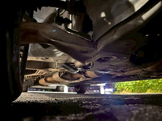 エルグランド ２５０ハイウェイスター　禁煙　後期型　ユーザー様買取車両　両側電動スライドドア　１０．１インチフリップダウンモニター　純正８インチナビ　クルーズコントロール　ＬＥＤヘッド　１８インチアルミ　バックカメラ　ＥＴＣ　スマートキー（66枚目）