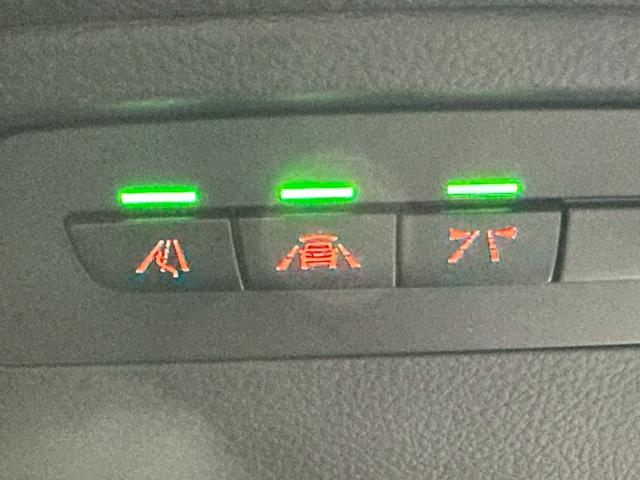 ３シリーズ ３２０ｄ　ラグジュアリー　ＬＣＩモデル　禁煙　ワンオーナー　ターボ　インテリジェントセーフティ　アクティブクルーズコントロール　シートヒーター　デジタルメーター　ダコタレザーシート　ＬＥＤヘッド　パークディスタンスコントロール（12枚目）