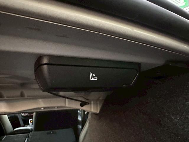 ３シリーズ ３２０ｄ　ラグジュアリー　ＬＣＩモデル　禁煙　ワンオーナー　ターボ　インテリジェントセーフティ　アクティブクルーズコントロール　シートヒーター　デジタルメーター　ダコタレザーシート　ＬＥＤヘッド　パークディスタンスコントロール（64枚目）