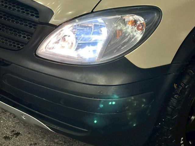 Ｖクラス Ｖ３５０　アンビエンテ　ロング　禁煙　ユーザー様買取車両　オフロードカスタム　リアラダー　サンルーフ　１２．１インチフリップダウンモニター　両側電動スライドドア　クルーズコントロール　シートヒーター　パワーシート　コーナーセンサー（25枚目）