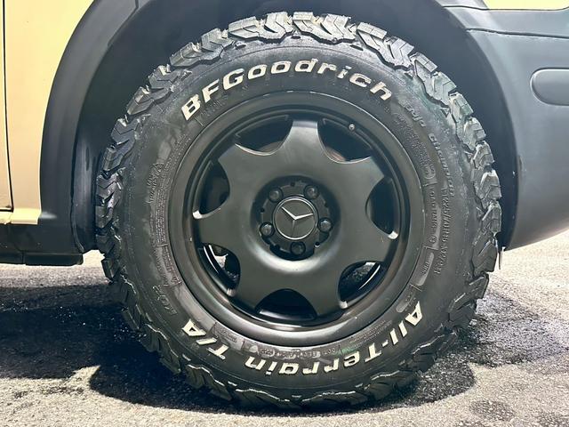 Ｖクラス Ｖ３５０　アンビエンテ　ロング　禁煙　ユーザー様買取車両　オフロードカスタム　リアラダー　サンルーフ　１２．１インチフリップダウンモニター　両側電動スライドドア　クルーズコントロール　シートヒーター　パワーシート　コーナーセンサー（32枚目）