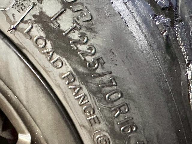 Ｖクラス Ｖ３５０　アンビエンテ　ロング　禁煙　ユーザー様買取車両　オフロードカスタム　リアラダー　サンルーフ　１２．１インチフリップダウンモニター　両側電動スライドドア　クルーズコントロール　シートヒーター　パワーシート　コーナーセンサー（36枚目）