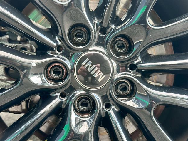 MINI クーパーD クラブマン クラシック・トリム ワンオーナー 禁煙 ターボ ハーフレザー シートヒーター Apple CarPlay インテリジェントセーフティ クルーズコントロール パークディスタンスコントロール パーキングアシスト LEDヘッド(31枚目)