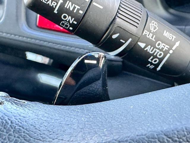 ヴェゼル ハイブリッドＺ　禁煙　ワンオーナー　ユーザー様買取車両　ハーフレザー　衝突被害軽減ブレーキ　クルーズコントロール　シートヒーター　パドルシフト　ブレーキホールド　スマートキー　バックカメラ　ＬＥＤヘッド　フルセグ（43枚目）