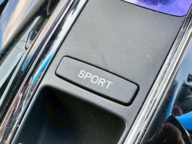 ヴェゼル ハイブリッドＺ　禁煙　ワンオーナー　ユーザー様買取車両　ハーフレザー　衝突被害軽減ブレーキ　クルーズコントロール　シートヒーター　パドルシフト　ブレーキホールド　スマートキー　バックカメラ　ＬＥＤヘッド　フルセグ（48枚目）