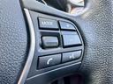 ステアリングスイッチ搭載なので運転中手元でのオーディオの操作が可能です。