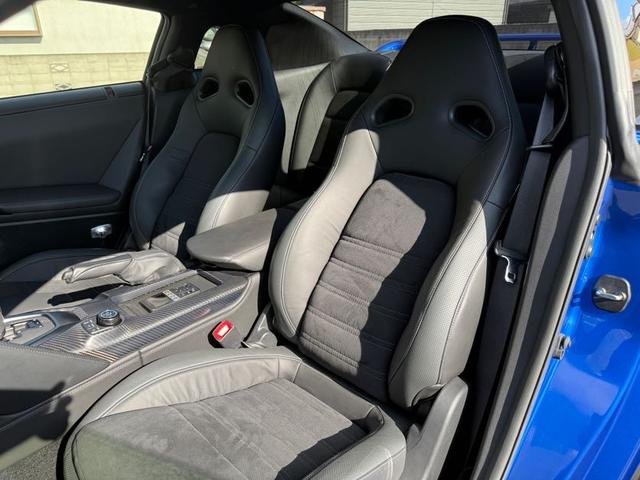 ＧＴ－Ｒ ピュアエディション　ＶＥＲＺホイールＫＣＶ０３／ワンオーナー／禁煙車／黒内装／ａｉｒｆｏｒｃｅエアーサスペンション／カーボンフロントショートリップ／前後ドライブレコーダー／デジタルインナーミラー（15枚目）