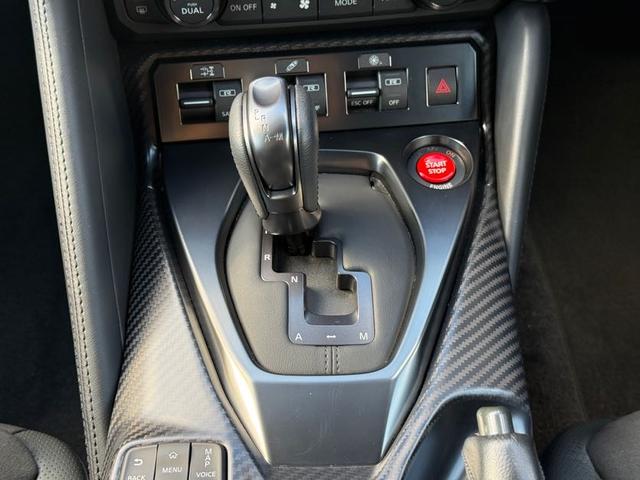 ＧＴ－Ｒ ピュアエディション　ＶＥＲＺホイールＫＣＶ０３／ワンオーナー／禁煙車／黒内装／ａｉｒｆｏｒｃｅエアーサスペンション／カーボンフロントショートリップ／前後ドライブレコーダー／デジタルインナーミラー（23枚目）
