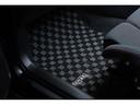 906オリジナルシートカバー【TR-01】最も特徴的なのは背面〜座面パネルの【ハニカムダイヤステッチ】。通常のハニカムステッチとダイヤキルトを足して割っていいとこどり!なイメージです!!