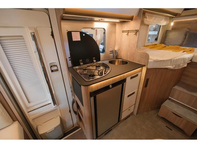 デュカト 　ＬＡＩＫＡ　ＥＣＯＶＩＰ　新車　フィアットデュカト　キャブコン　キャンピングカー　ライカ　エコビップ　Ａ．Ｉ．Ｍ　右ハンドル　全長６５９ｃｍ　全高２９９ｃｍ　８ナンバー　トイファクトリー　イタリア（30枚目）
