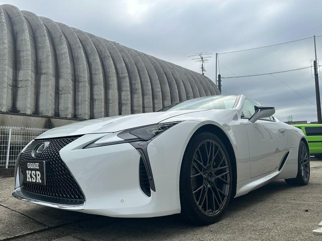 LC LC500 コンバーチブル 法人1オーナー/ガレージ保管/禁煙車/TRD21インチAW/マリーンブルートップ/セミアニリン本革(ブルー&ホワイト/マークレビンソン/HUD/取説/保証書/記録簿/スペアキー/LEXUS店舗車検受済(10枚目)