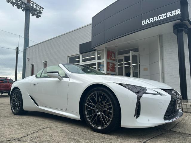 LC LC500 コンバーチブル 法人1オーナー/ガレージ保管/禁煙車/TRD21インチAW/マリーンブルートップ/セミアニリン本革(ブルー&ホワイト/マークレビンソン/HUD/取説/保証書/記録簿/スペアキー/LEXUS店舗車検受済(11枚目)