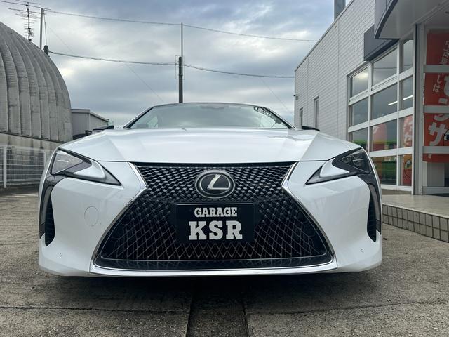 LC LC500 コンバーチブル 法人1オーナー/ガレージ保管/禁煙車/TRD21インチAW/マリーンブルートップ/セミアニリン本革(ブルー&ホワイト/マークレビンソン/HUD/取説/保証書/記録簿/スペアキー/LEXUS店舗車検受済(18枚目)