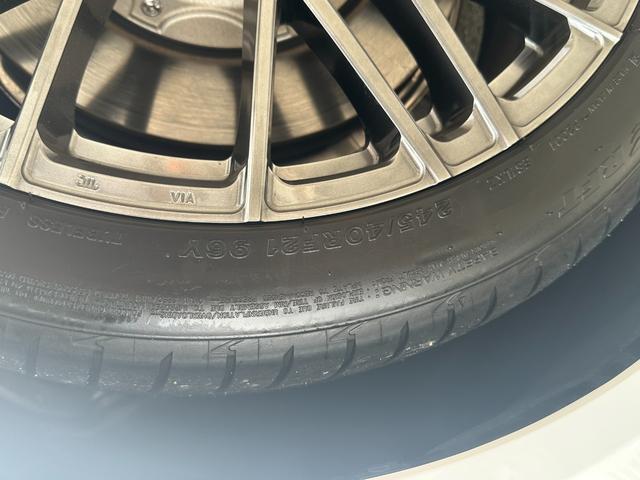 LC LC500 コンバーチブル 法人1オーナー/ガレージ保管/禁煙車/TRD21インチAW/マリーンブルートップ/セミアニリン本革(ブルー&ホワイト/マークレビンソン/HUD/取説/保証書/記録簿/スペアキー/LEXUS店舗車検受済(32枚目)