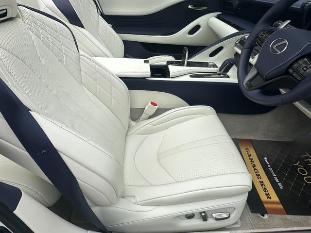 LC LC500 コンバーチブル 法人1オーナー/ガレージ保管/禁煙車/TRD21インチAW/マリーンブルートップ/セミアニリン本革(ブルー&ホワイト/マークレビンソン/HUD/取説/保証書/記録簿/スペアキー/LEXUS店舗車検受済(42枚目)