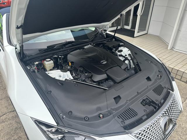 LC LC500 コンバーチブル 法人1オーナー/ガレージ保管/禁煙車/TRD21インチAW/マリーンブルートップ/セミアニリン本革(ブルー&ホワイト/マークレビンソン/HUD/取説/保証書/記録簿/スペアキー/LEXUS店舗車検受済(67枚目)