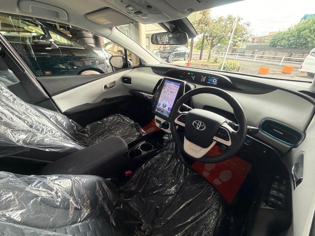 プリウスPHV A 禁煙・モデリスタフルエアロ・モデリスタ18インチアルミホイール(WingDancer7)・AC100V1500Wコンセント・11.6型ナビ・ETC2.0・シートヒーター&ステアリングヒーター・ITS(12枚目)