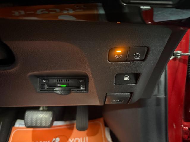 プリウスＰＨＶ Ａ　後期５人乗りモデル・禁煙・ワンオーナー・寒冷地仕様車・純正Ｔ－Ｃｏｎｎｅｃｔナビ・パノラミックビューモニター・ＢＳＭ／ＲＣＴＡ・パワーシート・コーナーポール・インテリジェントクリアランスソナー（34枚目）