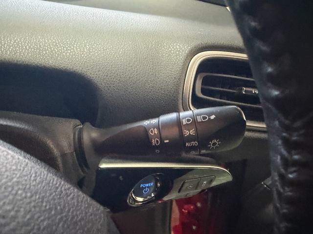 プリウスＰＨＶ Ａ　後期５人乗りモデル・禁煙・ワンオーナー・寒冷地仕様車・純正Ｔ－Ｃｏｎｎｅｃｔナビ・パノラミックビューモニター・ＢＳＭ／ＲＣＴＡ・パワーシート・コーナーポール・インテリジェントクリアランスソナー（38枚目）