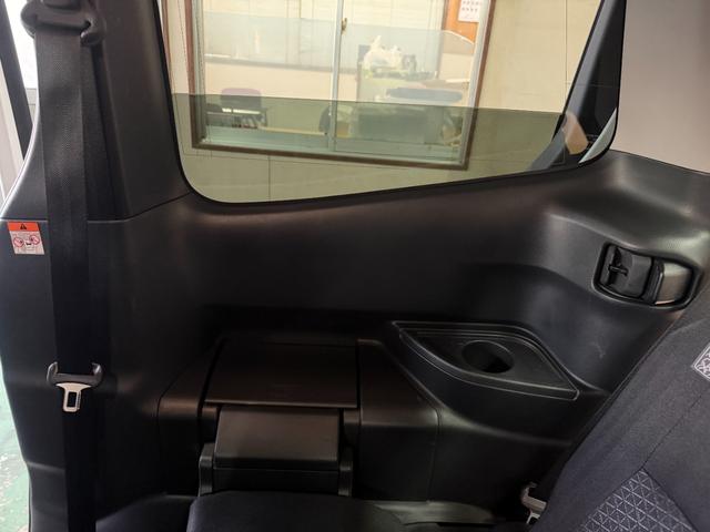 ノア Ｇ　禁煙・両側パワースライドドア・ディスプレイオーディオ・コネクティッドナビ・ＡｐｐｌｅＣａｐｌａｙ対応・ＥＴＣ２．０・バックモニター・追従式クルーズコントロール・ＬＴＡ・ＰＤＡ・ＲＳＡ（47枚目）