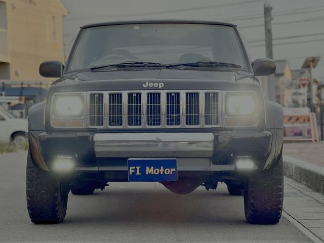 ジープ・チェロキー リミテッド 後期型! 社外足回り リフトUP ミッキートンプソン15アルミAW マッドタイヤ  社外オバフェン メッキバンパー 黒革電動シート シートヒーター LEDヘッド&フォグ 社外オーディオ BT ETC(5枚目)