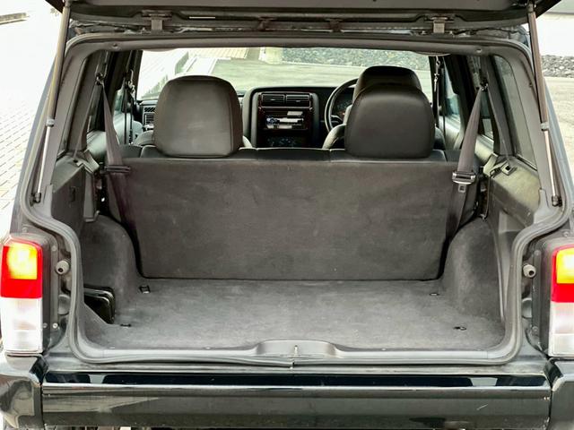 ジープ・チェロキー リミテッド 後期型! 社外足回り リフトUP ミッキートンプソン15アルミAW マッドタイヤ  社外オバフェン メッキバンパー 黒革電動シート シートヒーター LEDヘッド&フォグ 社外オーディオ BT ETC(22枚目)