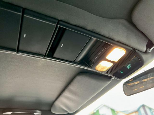 ジープ・チェロキー リミテッド 後期型! 社外足回り リフトUP ミッキートンプソン15アルミAW マッドタイヤ  社外オバフェン メッキバンパー 黒革電動シート シートヒーター LEDヘッド&フォグ 社外オーディオ BT ETC(28枚目)