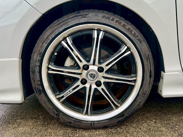 アクア G モデリスタフルエアロ モデリスタマフラー モデリスタダウンサス ワーク17インチAW 中期型テールランプ カロッツェリアナビ 地デジTV Bluetooth ETC LEDライト オートライト(11枚目)