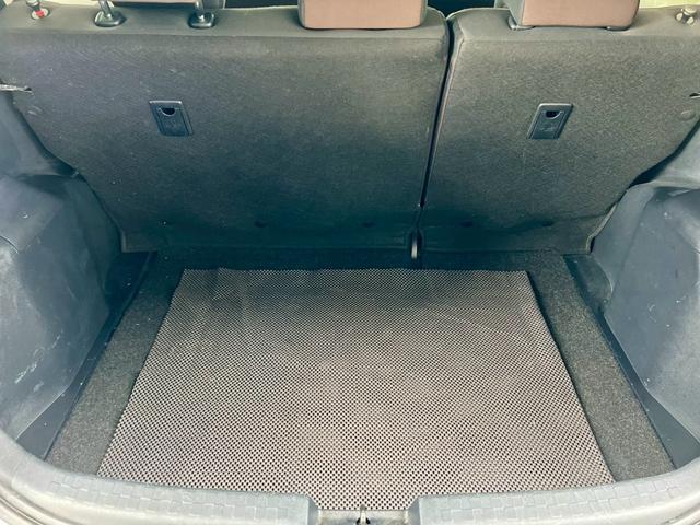 アクア G モデリスタフルエアロ モデリスタマフラー モデリスタダウンサス ワーク17インチAW 中期型テールランプ カロッツェリアナビ 地デジTV Bluetooth ETC LEDライト オートライト(17枚目)