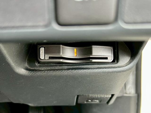 アクア G モデリスタフルエアロ モデリスタマフラー モデリスタダウンサス ワーク17インチAW 中期型テールランプ カロッツェリアナビ 地デジTV Bluetooth ETC LEDライト オートライト(20枚目)