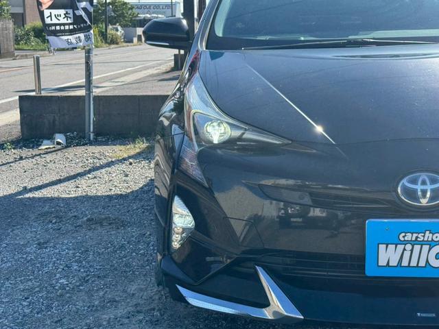 プリウス Ａツーリングセレクション　禁煙車　モデリスタフルエアロ　純正９インチナビ　黒革シート　Ｂｌｕｅｔｏｏｔｈ　バックカメラ　レーダークルーズコントロール　ブラインドスポットモニター　ＥＴＣ　シートヒーター　純正ツーリング１７ＡＷ（19枚目）