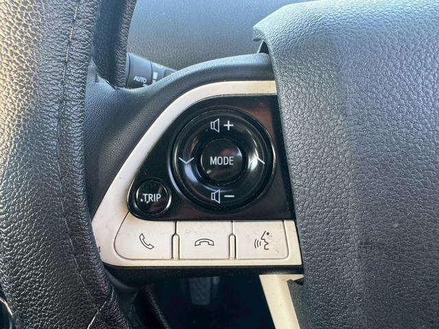 プリウス Ａツーリングセレクション　禁煙車　モデリスタフルエアロ　純正９インチナビ　黒革シート　Ｂｌｕｅｔｏｏｔｈ　バックカメラ　レーダークルーズコントロール　ブラインドスポットモニター　ＥＴＣ　シートヒーター　純正ツーリング１７ＡＷ（36枚目）