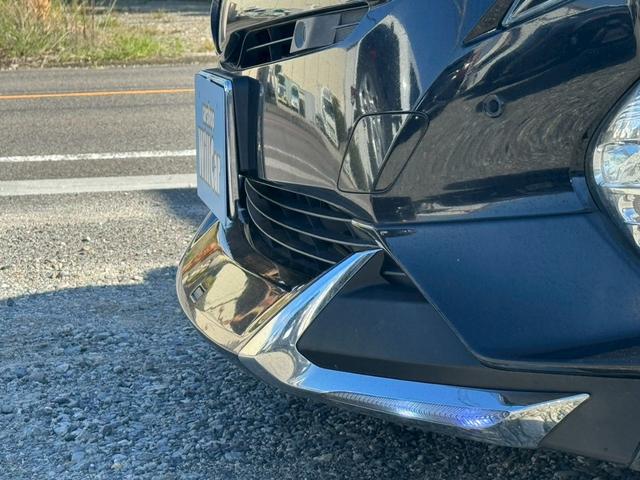 プリウス Ａツーリングセレクション　禁煙車　モデリスタフルエアロ　純正９インチナビ　黒革シート　Ｂｌｕｅｔｏｏｔｈ　バックカメラ　レーダークルーズコントロール　ブラインドスポットモニター　ＥＴＣ　シートヒーター　純正ツーリング１７ＡＷ（62枚目）