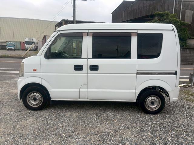 エブリイ ジョインターボ　禁煙車　ユーザー買取車　ターボ　両側スライドドア　エアコン　ハイルーフ　キーレス　オーディオ　ＦＭ　ＡＭ　　ＣＤ　ベンチシート　フルフラットシート　純正１２インチスチールホイール　前席パワーウィンドウ（15枚目）