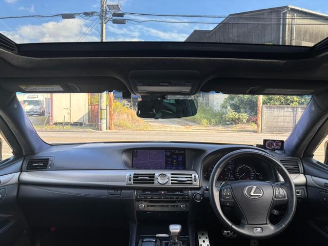 ＬＳ ＬＳ４６０　Ｆスポーツ　後期型　禁煙　サンルーフ　マクレビ　三眼ヘッドライト　黒革シート　ブラインドスポットモニター　ハンドルヒーター　メーカーナビ　バックカメラ　Ｂｌｕｅｔｏｏｔｈ　クルーズコントロール　ドライブレコーダー（2枚目）