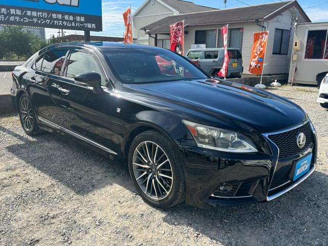 ＬＳ ＬＳ４６０　Ｆスポーツ　後期型　禁煙　サンルーフ　マクレビ　三眼ヘッドライト　黒革シート　ブラインドスポットモニター　ハンドルヒーター　メーカーナビ　バックカメラ　Ｂｌｕｅｔｏｏｔｈ　クルーズコントロール　ドライブレコーダー（17枚目）