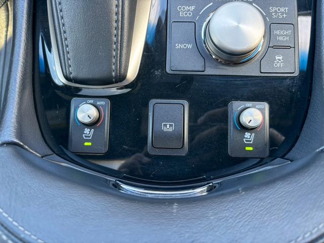 ＬＳ ＬＳ４６０　Ｆスポーツ　後期型　禁煙　サンルーフ　マクレビ　三眼ヘッドライト　黒革シート　ブラインドスポットモニター　ハンドルヒーター　メーカーナビ　バックカメラ　Ｂｌｕｅｔｏｏｔｈ　クルーズコントロール　ドライブレコーダー（54枚目）