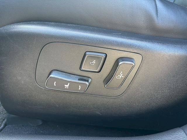 ＬＳ ＬＳ４６０　Ｆスポーツ　後期型　禁煙　サンルーフ　マクレビ　三眼ヘッドライト　黒革シート　ブラインドスポットモニター　ハンドルヒーター　メーカーナビ　バックカメラ　Ｂｌｕｅｔｏｏｔｈ　クルーズコントロール　ドライブレコーダー（60枚目）