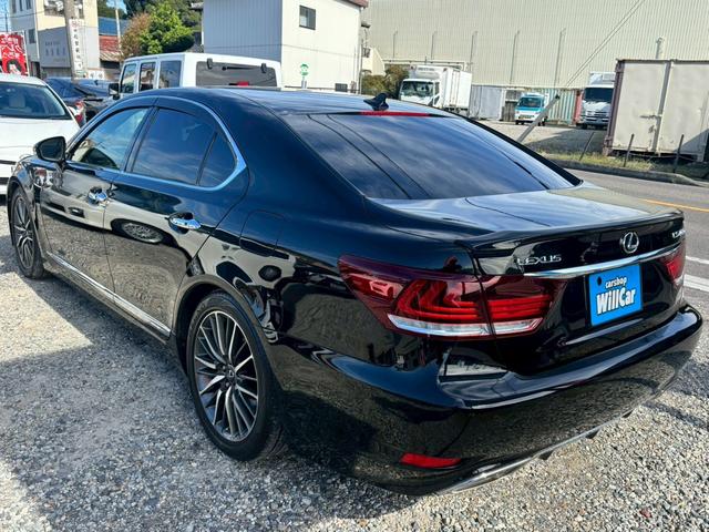 ＬＳ ＬＳ４６０　Ｆスポーツ　後期型　禁煙　サンルーフ　マクレビ　三眼ヘッドライト　黒革シート　ブラインドスポットモニター　ハンドルヒーター　メーカーナビ　バックカメラ　Ｂｌｕｅｔｏｏｔｈ　クルーズコントロール　ドライブレコーダー（79枚目）