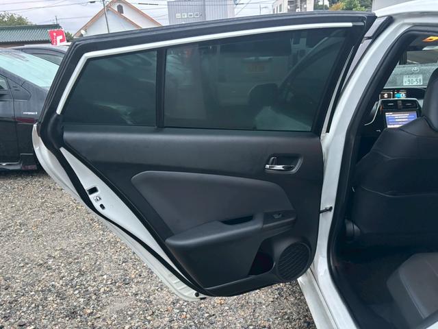 プリウス Ｓ　禁煙車　黒革シート　モデリスタフルエアロ　モデリスタ１７インチＡＷ　純正９型ナビ　バックカメラ　Ｂｌｕｅｔｏｏｔｈ　レーダークルーズコントロール　ＥＴＣ　ドライブレコーダー　ＡＣ１００Ｖ　フォグライト（61枚目）